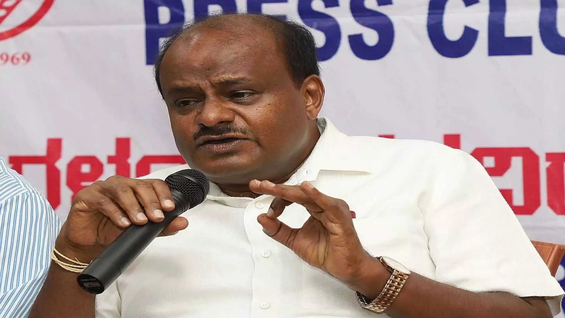 सरकार 1-2 महीने में FAME योजना के तीसरे संस्करण को अंतिम रूप देगी: Kumaraswamy