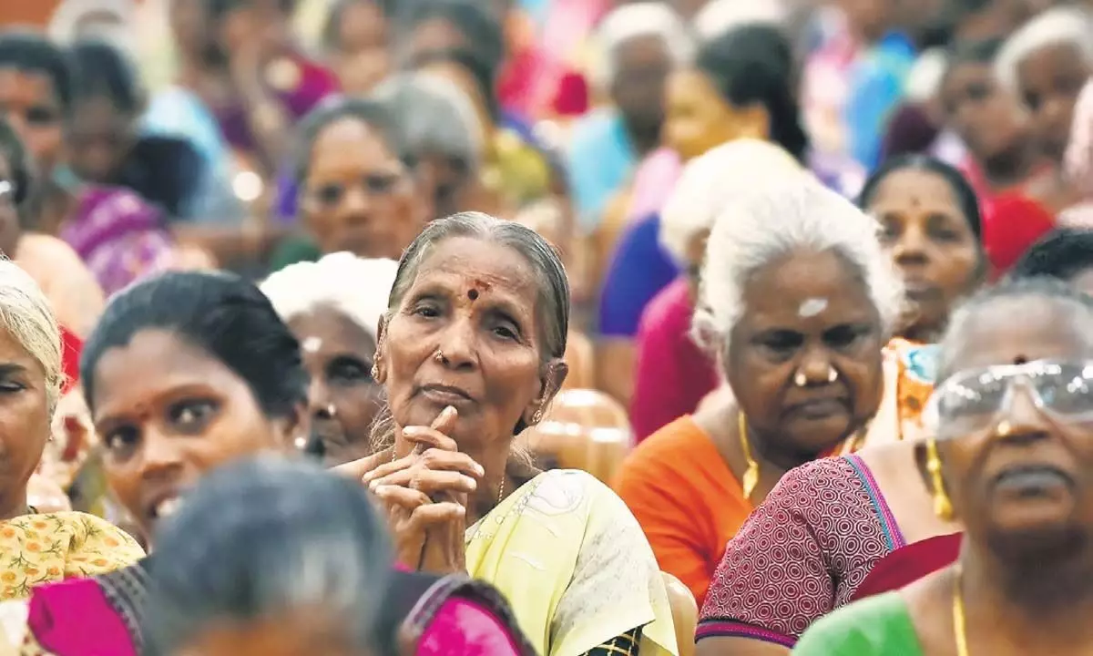 Tamil: घरेलू कामगारों के अधिकारों की रक्षा के लिए अलग कानून लागू करना