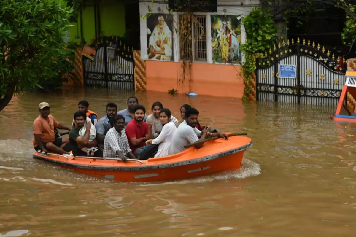 Andhra :  बाढ़ के बाद विजयवाड़ा में बीमारियों पर लगाम लगाने के लिए स्वास्थ्य विभाग ने प्रयास तेज किए