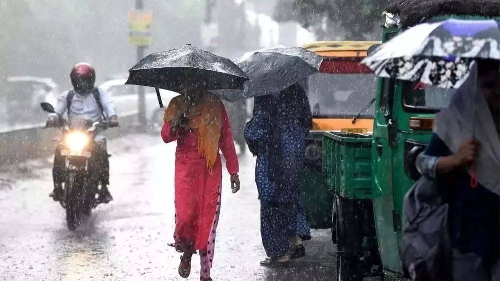 Monsoon update : गुजरात में अगले सात दिनों तक बारिश का अनुमान, कई जिलों में अलर्ट जारी