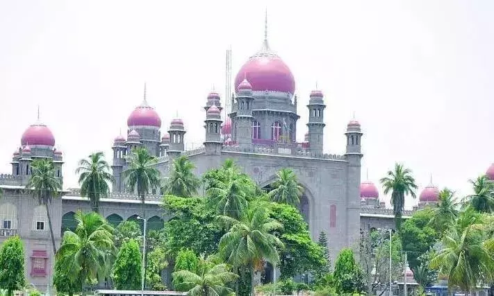 Telangana HC: ठेकेदारों को टेंडर के लिए बोली लगाने दें