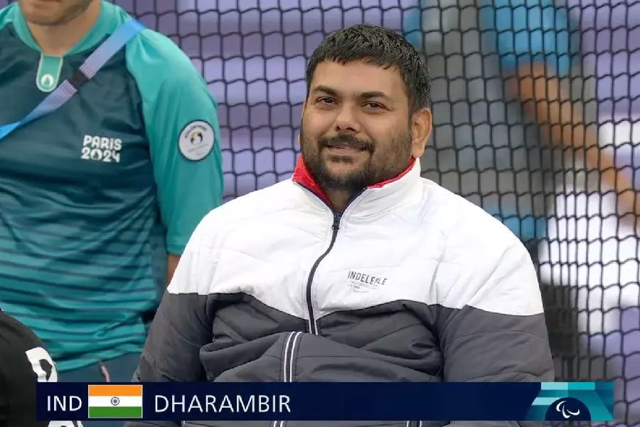 धर्मबीर ने Paralympic स्वर्ण पदक कोच अमित कुमार को समर्पित किया