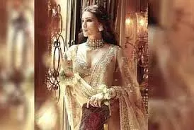 Lehenga For Hartalika Teej: गॉर्जियस लुक पाने के लिए हरतालिका तीज पर पहनें लहंगे