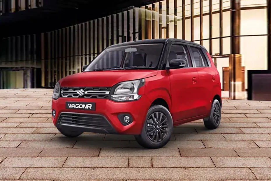 Maruti showroom पर जाएं और आर वैगन उठाए