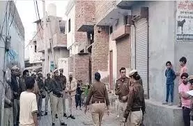 police मांस बेचने और पुलिस से हाथापाई करने पर दो लोग गिरफ्तार