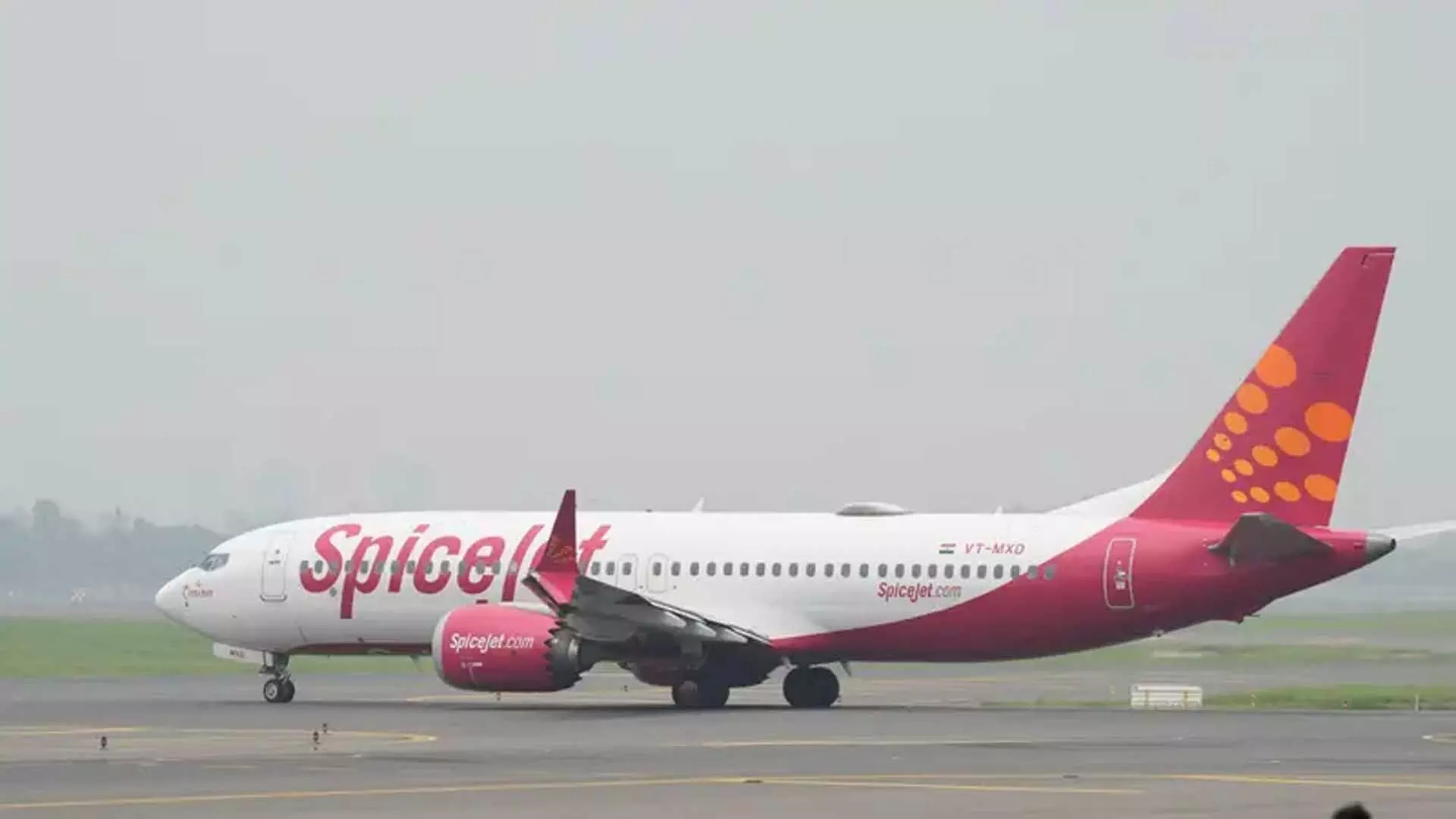 SpiceJet की ऋण, इक्विटी के जरिए 3,200 करोड़ रुपये जुटाने की योजना