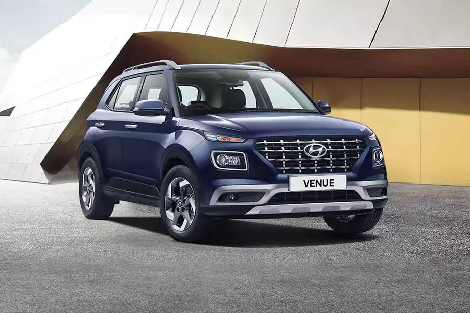 Hyundai Venue का नया बेस मॉडल पेश