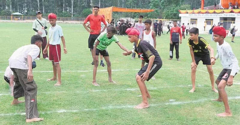 Jatindra ग्रीन फील्ड के लड़कों ने अंडर-17 फुटबॉल का खिताब जीता