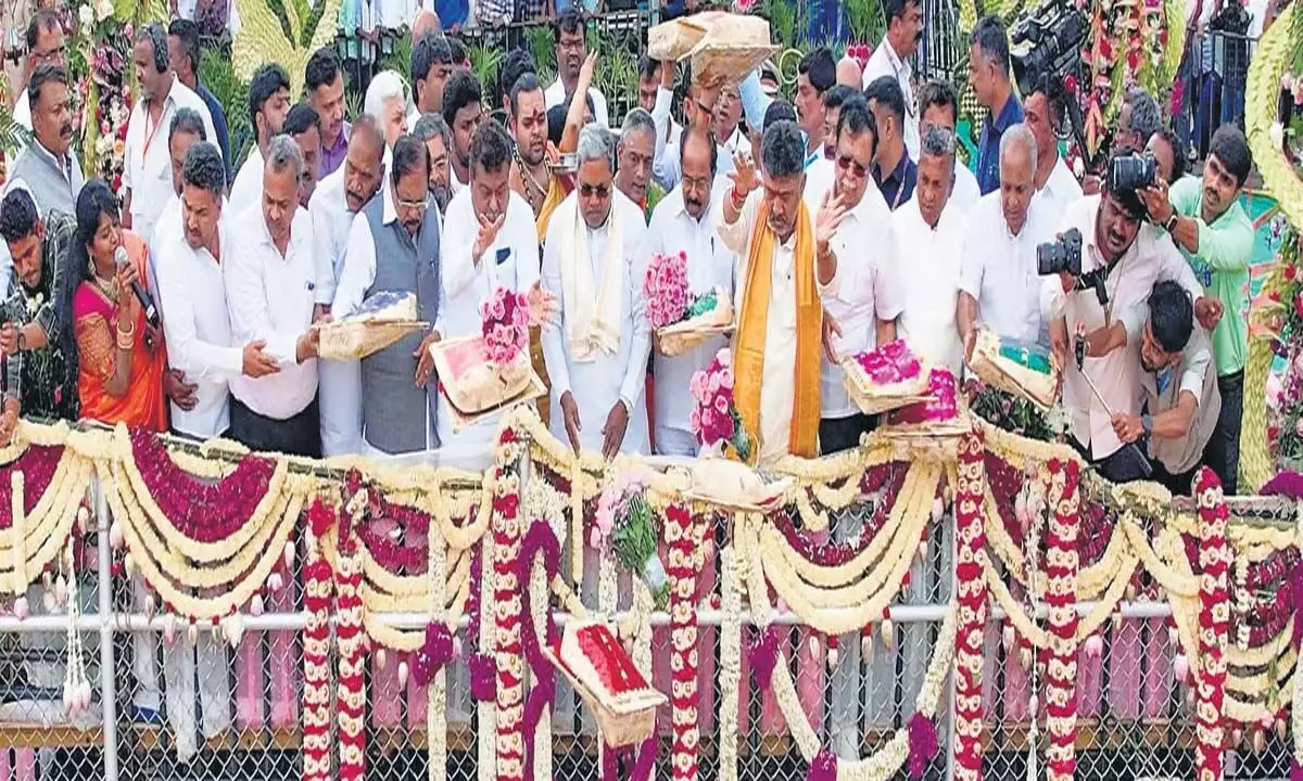 Karnataka: येत्तिनाहोले का ऐतिहासिक शुभारंभ उपमुख्यमंत्री डीके शिवकुमार