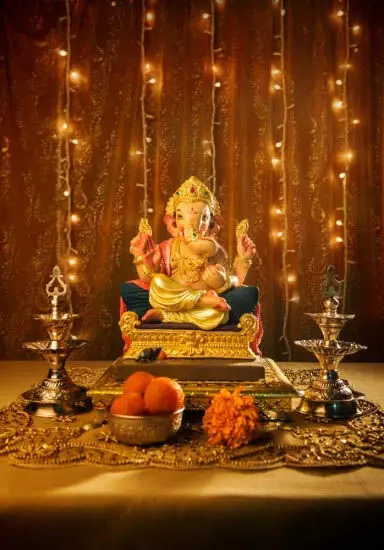 Ganesh Chaturthi पूजा थाली में गणपति बप्पा के पसंदीदा फूल शामिल करे