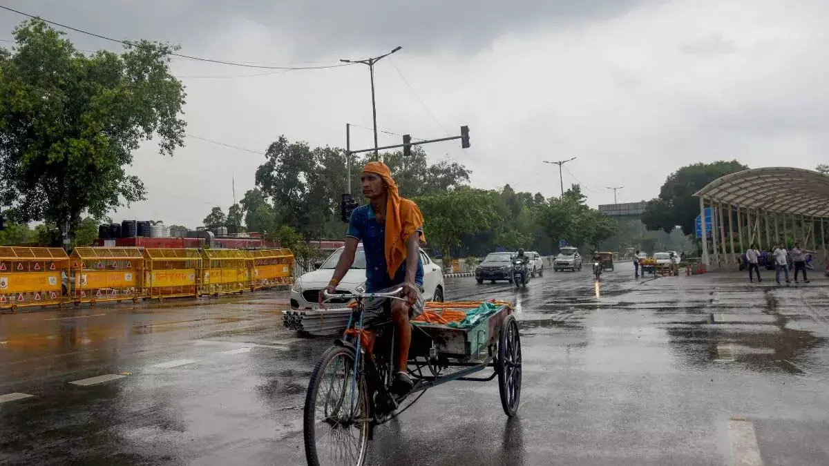 Delhi मौसम अपडेट: राष्ट्रीय राजधानी के कुछ हिस्सों में बारिश