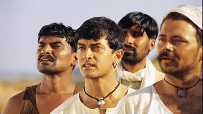 Lagaan की शूटिंग के दौरान आमिर खान को मूंछों से परेशानी का सामना करना पड़ा