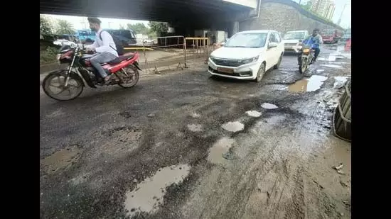 PCMC पीसीएमसी सड़क मरम्मत के आंकड़ों पर नजर रखेगी