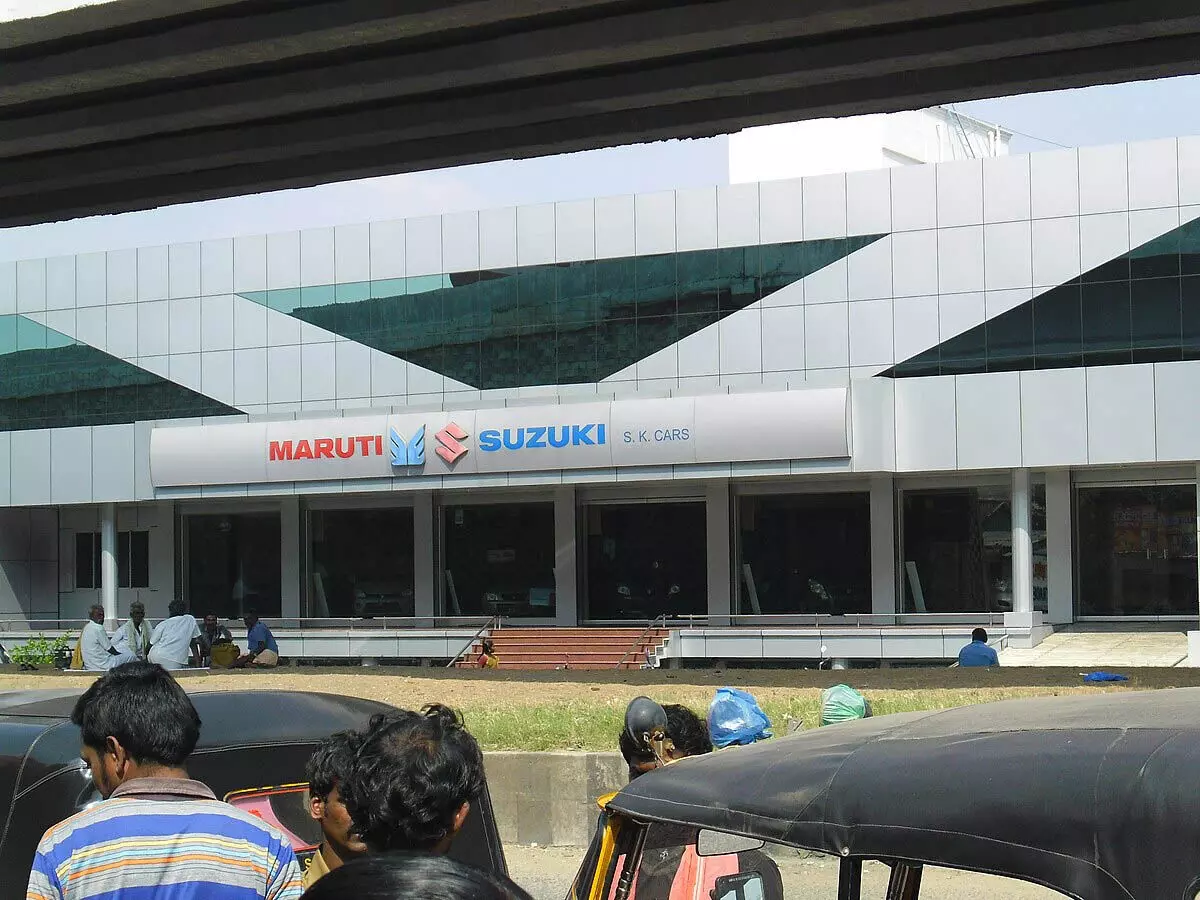 Maruti सुजुकी विभिन्न कारो पर दे रही भारी छूट