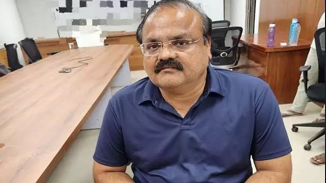 Odisha : विजिलेंस ने नुआपाड़ा के एमवीआई को वाहन से 1.32 लाख रुपये जब्त करने के बाद गिरफ्तार किया