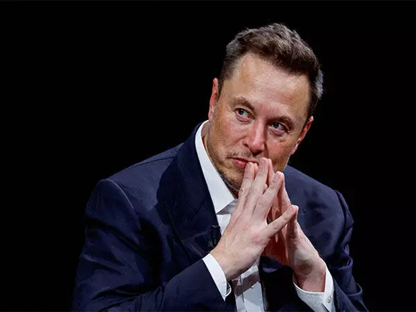 Elon Musk ने घोषणा की कि स्पेसएक्स दो साल में मंगल ग्रह पर पहला अंतरिक्ष यान भेजेगा