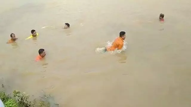 Ganesh idol immersion: ओडिशा के बालासोर में दो नाबालिग भाई डूबे, एक की मौत