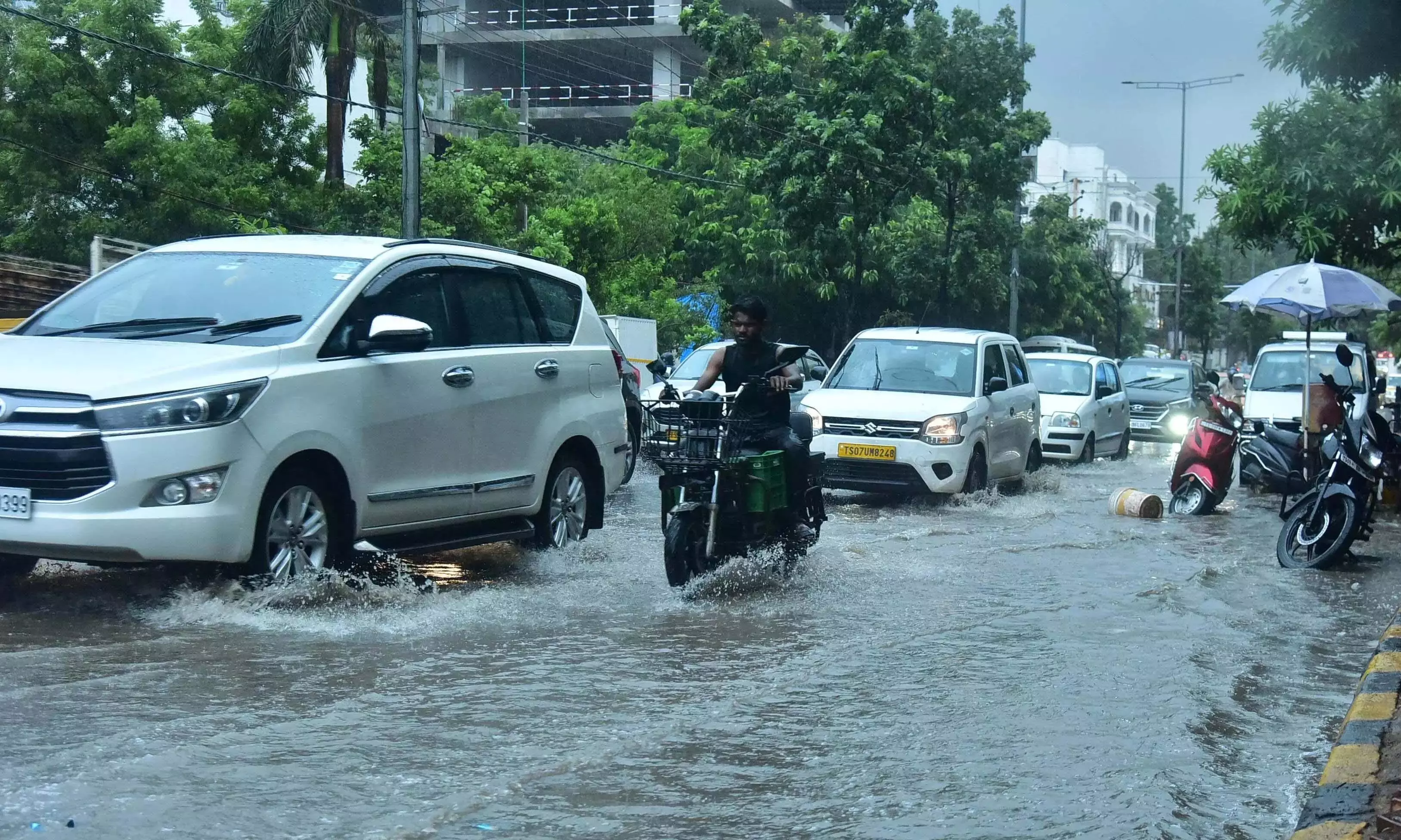 Telangana में भारी बारिश के लिए येलो अलर्ट जारी