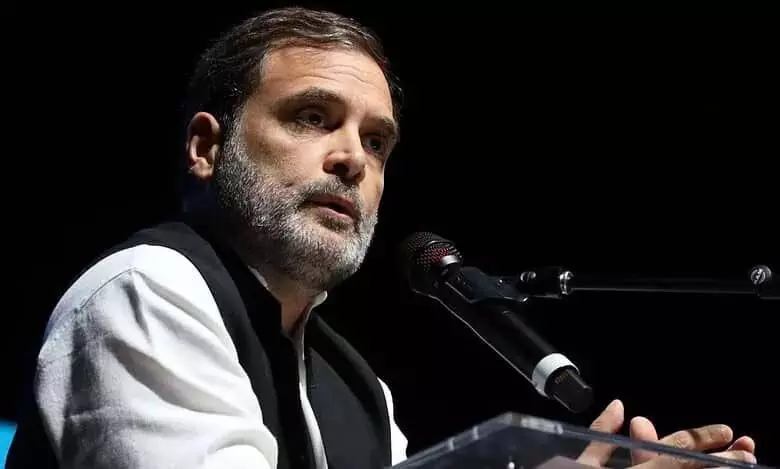 आरएसएस कुछ धर्मों और भाषाओं को निम्नतर मानता है:Rahul Gandhi