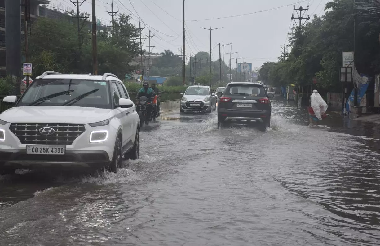 संतोषी नगर, पचपेढ़ी नाका और धरम नगर जलमग्न