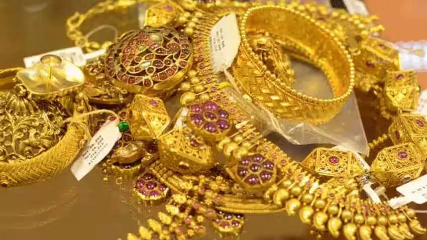 Gold की कीमत में उछाल चांदी की कीमत में भी उछाल आया