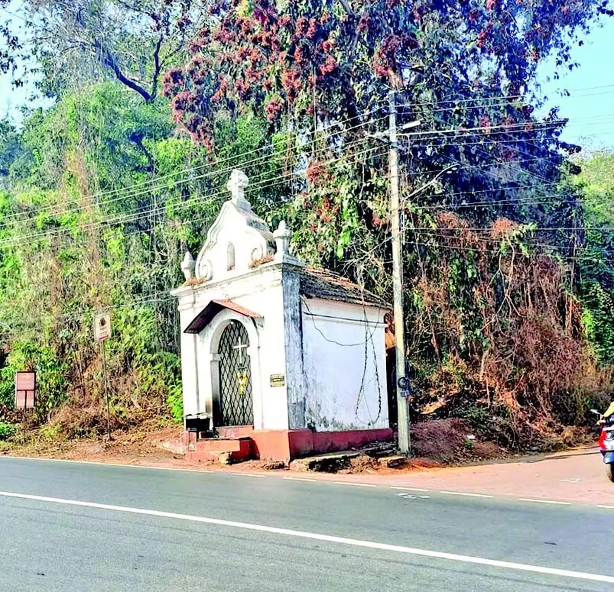 GOA: कार्यकर्ता पोरवोरिम चैपल के स्थानांतरण पर स्पष्टता की मांग कर रहे