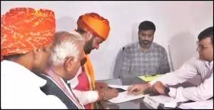 BJP के मुख्यमंत्री पद के उम्मीदवार सैनी ने Haryana चुनाव के लिए नामांकन पत्र दाखिल किया