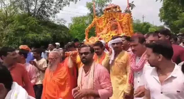 संतश्री श्रीराम बाबा के देहावसान पर उनके पार्थिव देह को दी Narmada river में जल समाधि