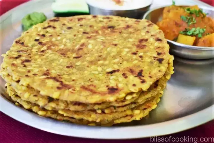 Moong dal paratha ,बहुत आसान है बनाने का तरीका