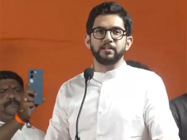 Aditya Thackeray ने भाजपा, महायुति सरकार की आलोचना की