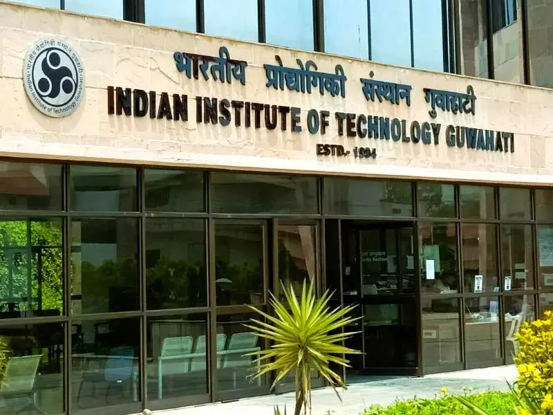 IIT-Guwahati के अधिकारियों ने छात्रों से कक्षा में लौटने का आग्रह किया