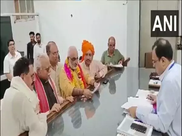 हरियाणा विधानसभा चुनाव: BJP उम्मीदवार जगमोहन आनंद ने करनाल से नामांकन दाखिल किया