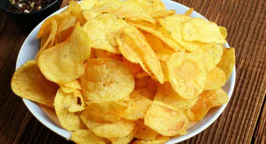 Crispy और स्वादिष्ट आलू के चिप्स बनाये