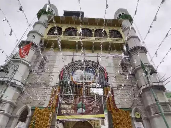 प्रधानमंत्री मोदी के जन्मदिन पर Ajmer Sharif Dargah में 4000 किलो शाकाहारी लंगर परोसा जाएगा