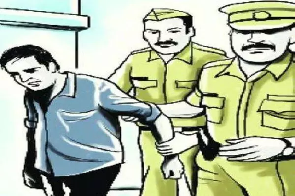 Chaibasa : पुलिस ने लूट की स्कूटी को किया बरामद