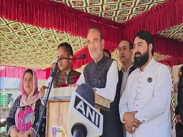 Ghulam Nabi Azad ने स्वतंत्र उम्मीदवारों की वकालत की