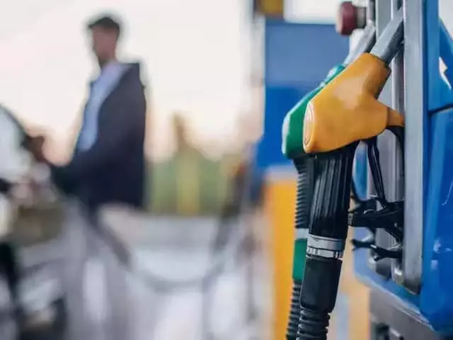 Petrol-diesel price : भुवनेश्वर में आज पेट्रोल-डीजल की कीमतों में मामूली कमी आई