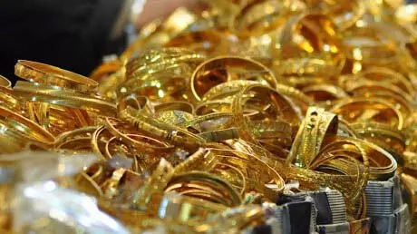 Gold and silver की कीमतों में अहम बदलाव सोने में 1,144 रुपये चांदी में 2,607 रुपये की बढ़ोतरी