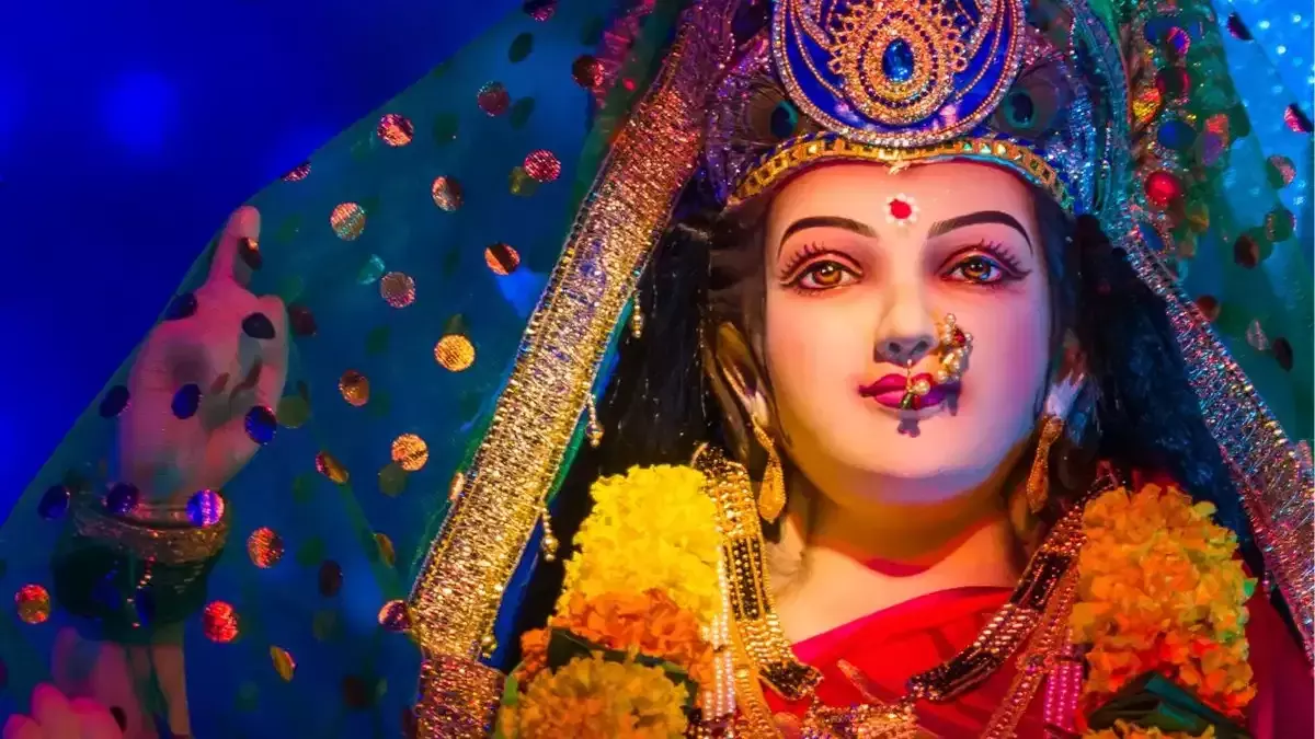 Shardiya Navratri  पर इन गलतियां से  मां दुर्गा हो सकती हैं नाराज़