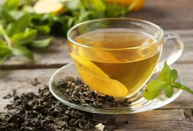 Green tea सेहत के लिए बहुत फायदेमंद होती