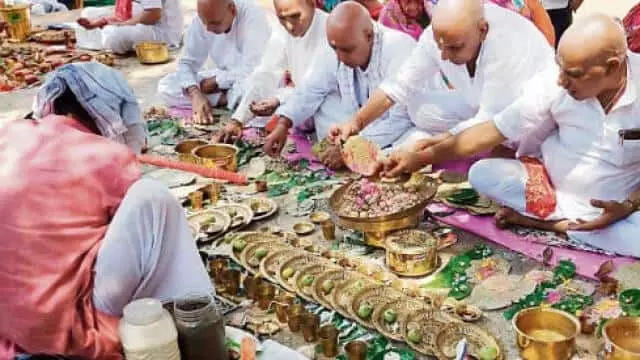 Pitru Paksha के दौरान पितृ श्राद्ध कैसे करे