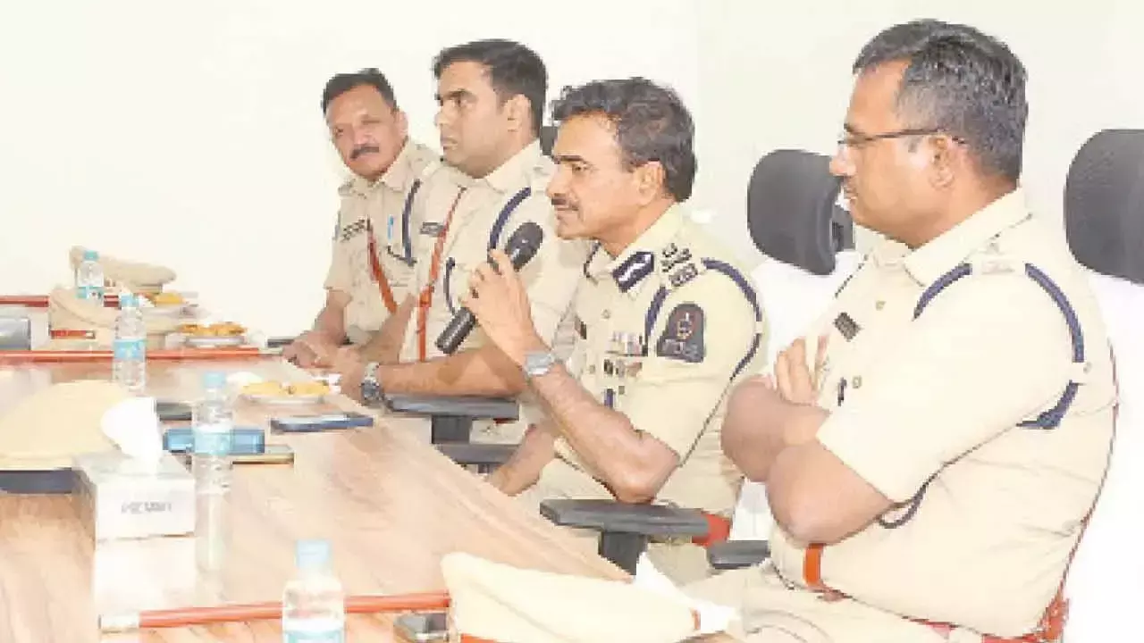 Hyderabad पुलिस ने गणेश और मिलाद-उन-नबी उत्सवों की सुरक्षा की समीक्षा की