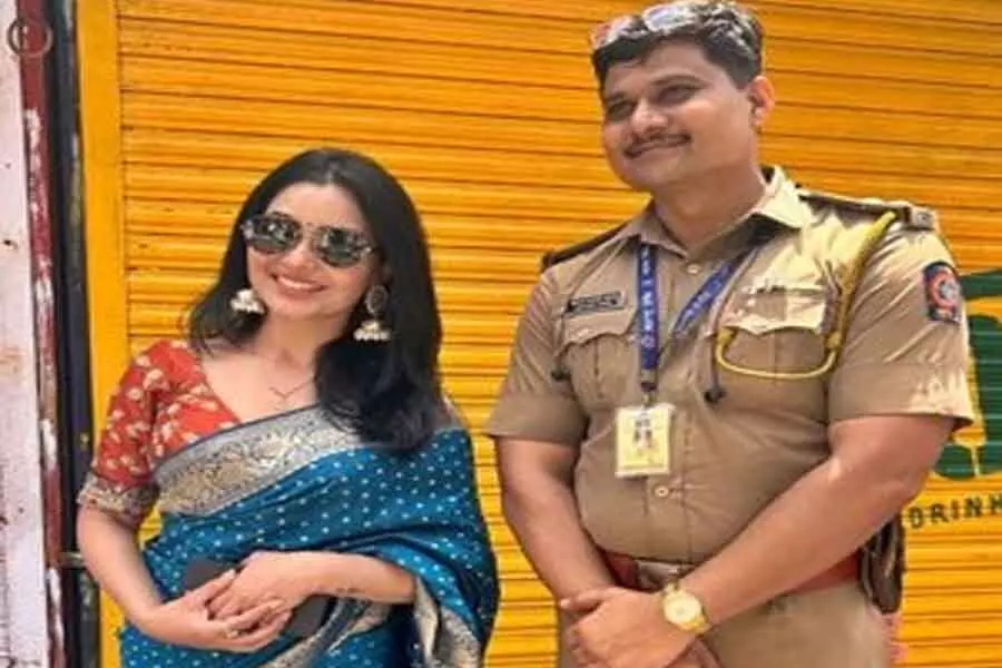 Shubhangi Atre ने लालबागचा राजा में बप्पा के सुरक्षित दर्शन के लिए मुंबई पुलिस को धन्यवाद दिया