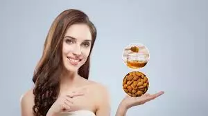 Skin Care: बादाम के इस्तेमाल से चेहरे पर आएगी चमक, जानें कैसे