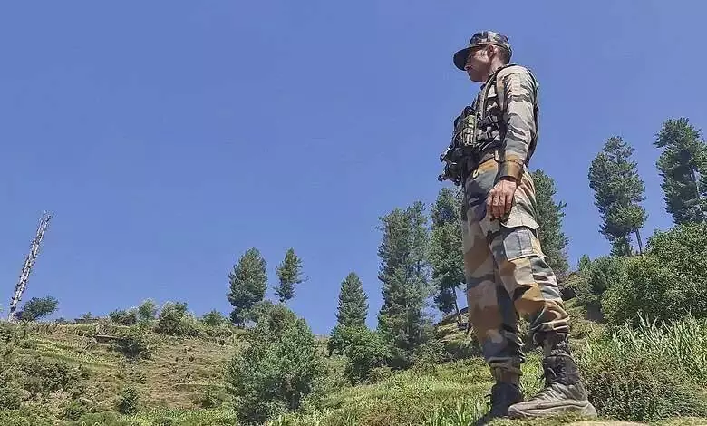 J&K: जम्मू-कश्मीर के पुंछ में गोलीबारी शुरू