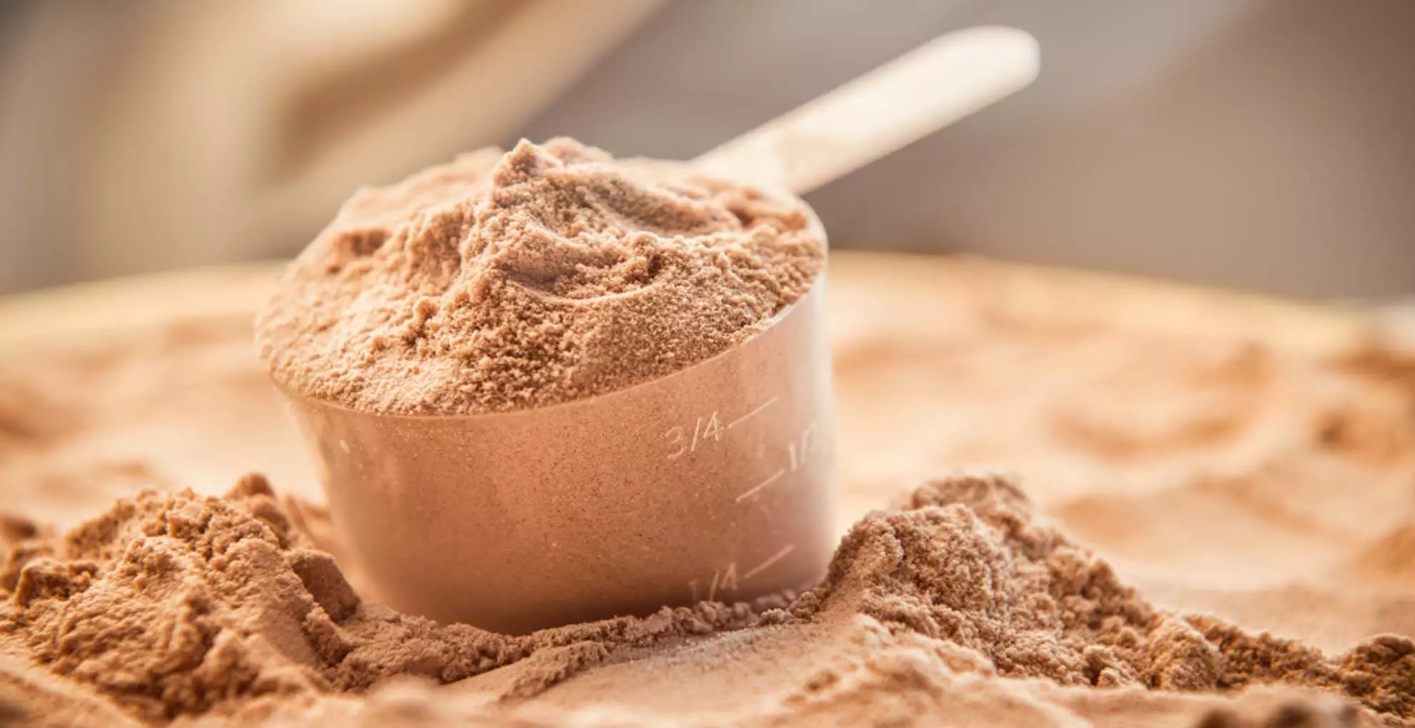 Protein powder  के ज्यादा सेवन से हो सकते हैं ये साइड इफेक्ट