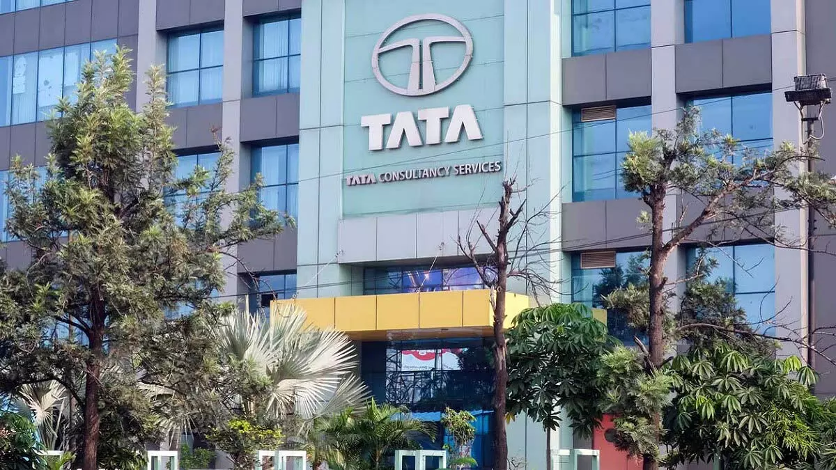 TCS कर्मचारियों को आयकर नोटिस मिलना पर फिर से जांच की मांग की