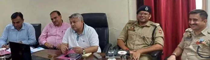 DC रियासी ने नवरात्र की तैयारियों पर की चर्चा