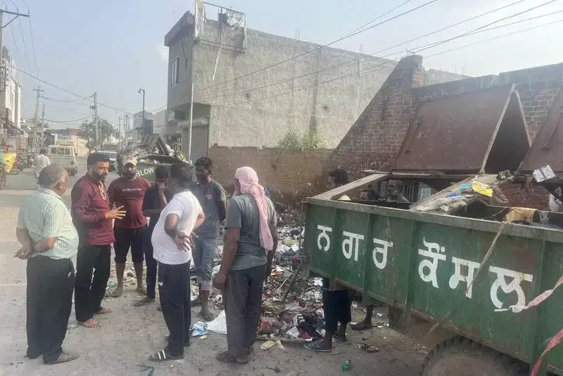 Malerkotla में कचरा प्रबंधन एक कठिन कार्य