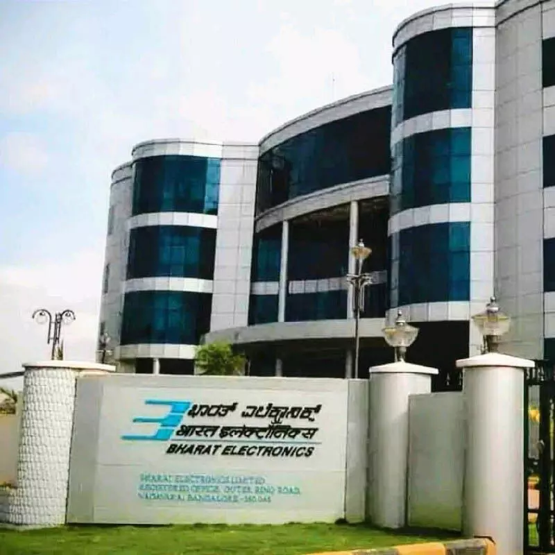 Bharat Electronics के शेयर में -0.05% की गिरावट आई